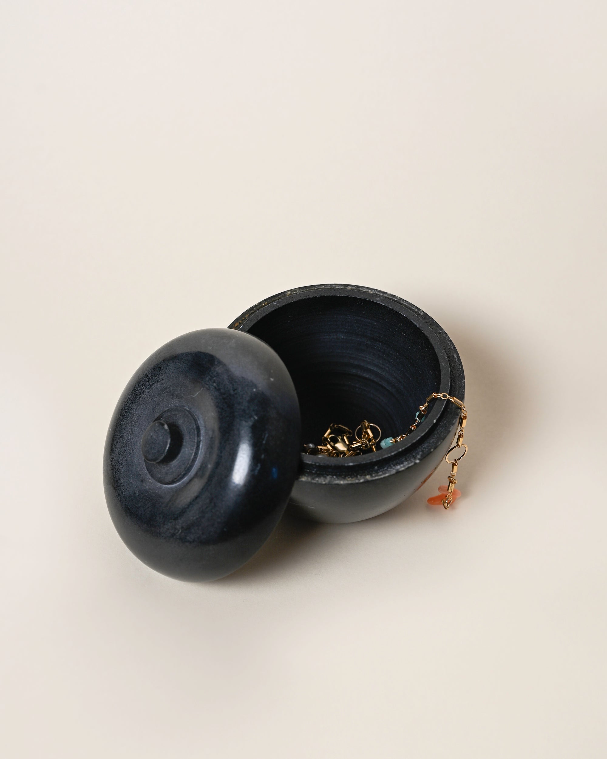 Vintage Basalt Apple Trinket Box