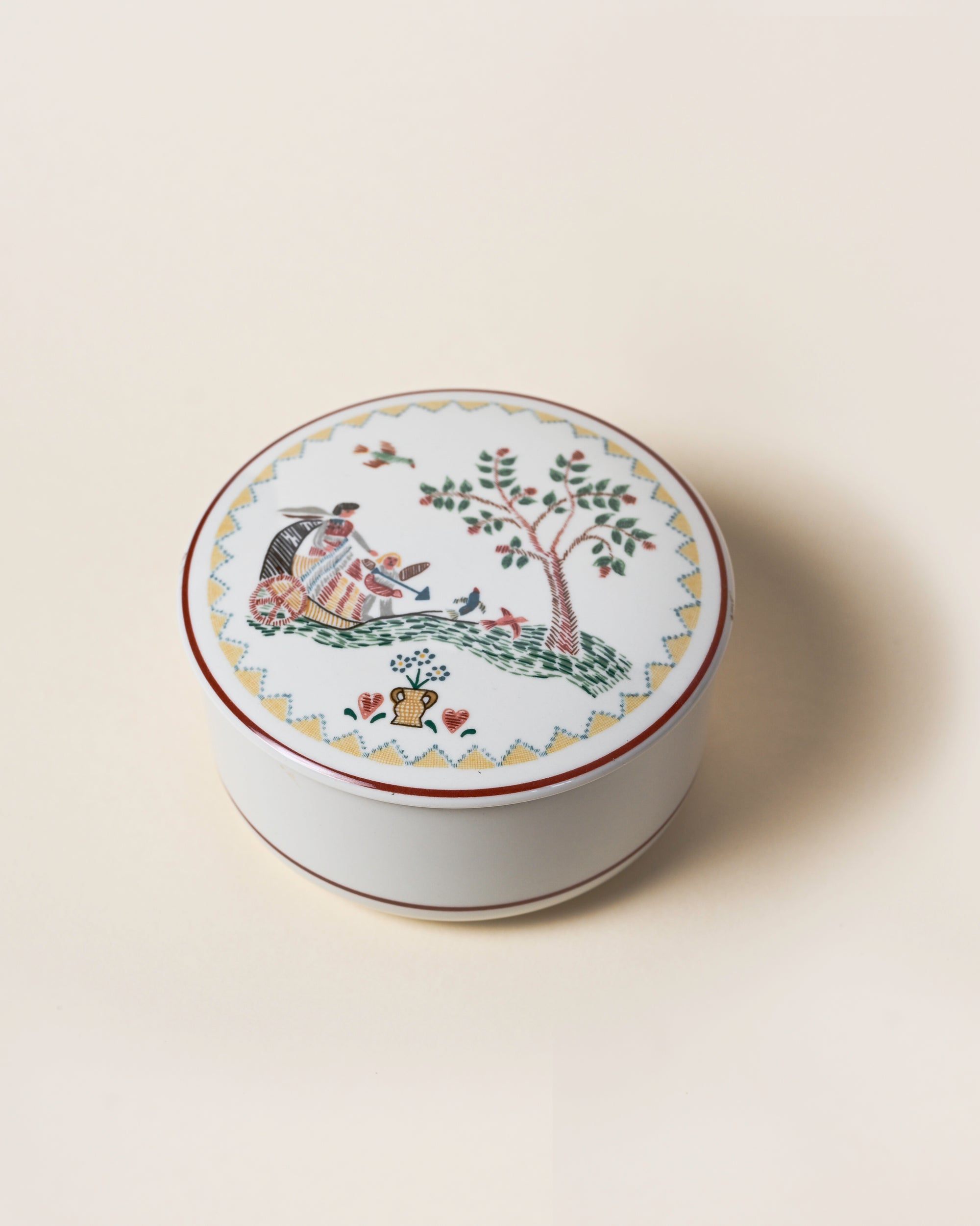 “American Sampler” Trinket box