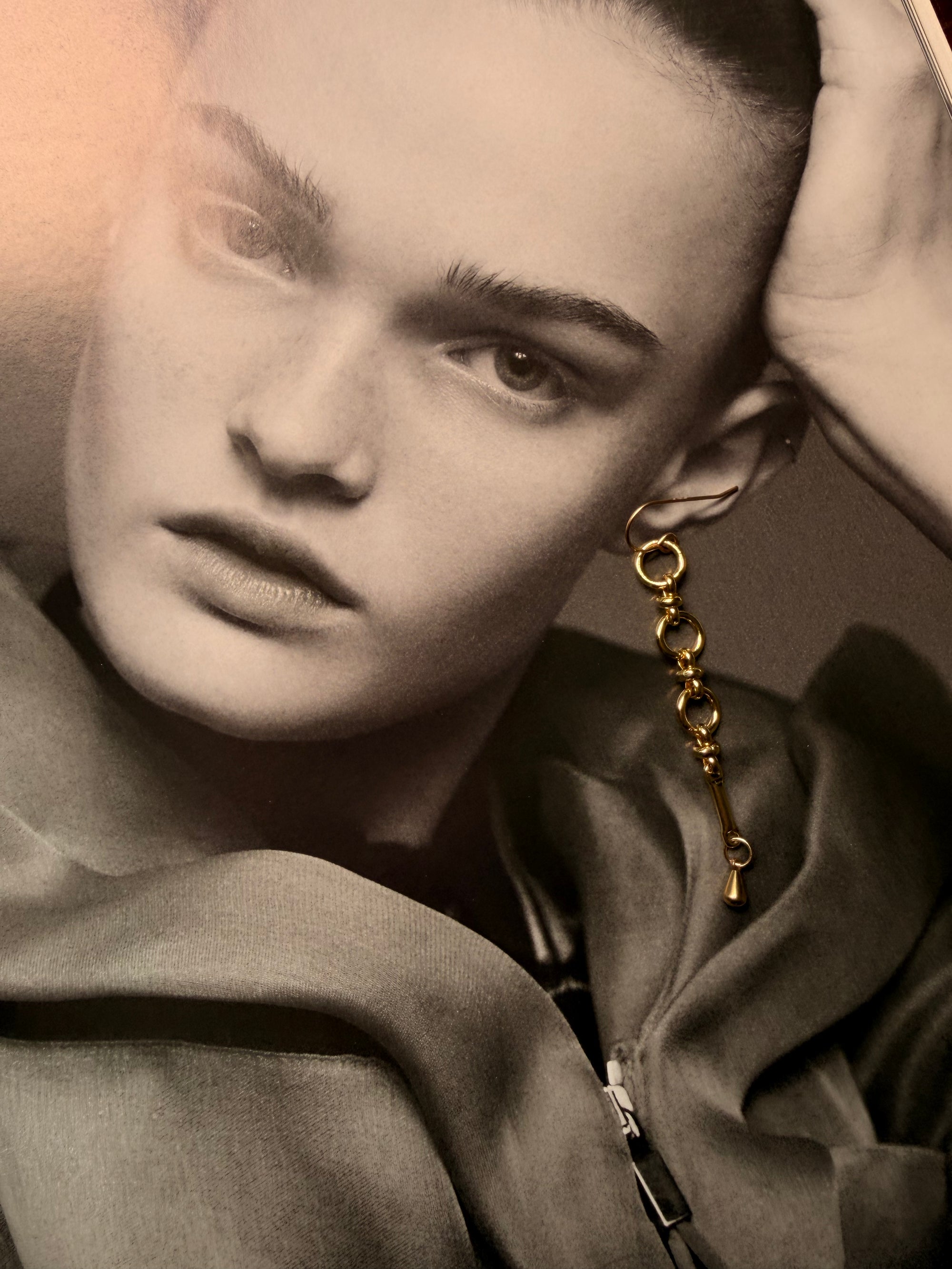 Violette Earrings