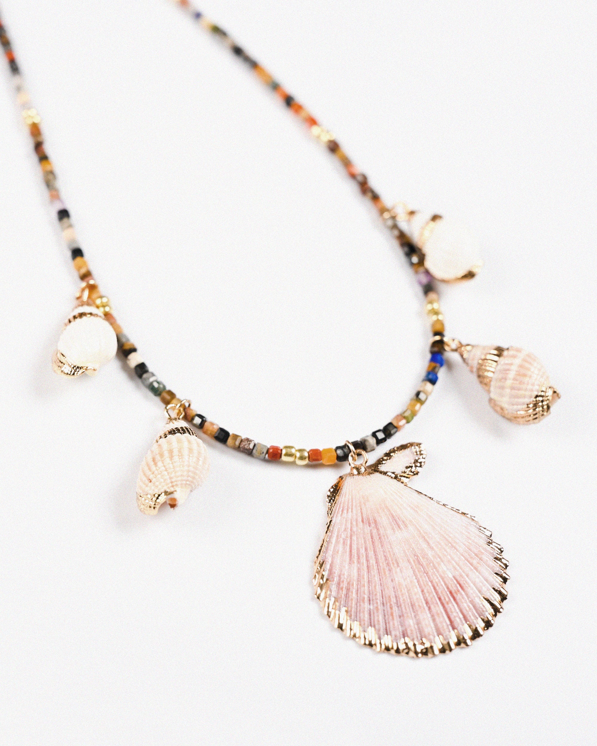 Sisi Shell Necklace